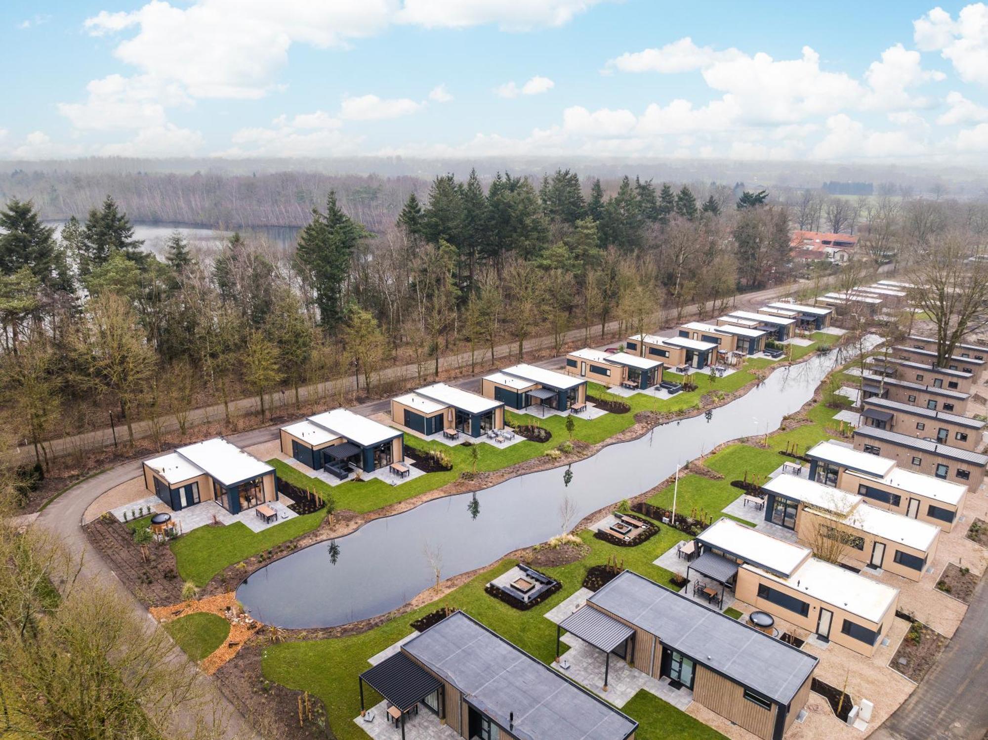 Veluwepark De Bosgraaf | Comfort Met Hottub Lieren Bagian luar foto