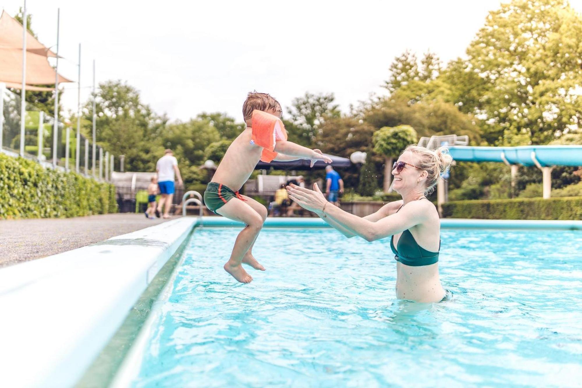 Veluwepark De Bosgraaf | Comfort Met Hottub Lieren Ruang foto