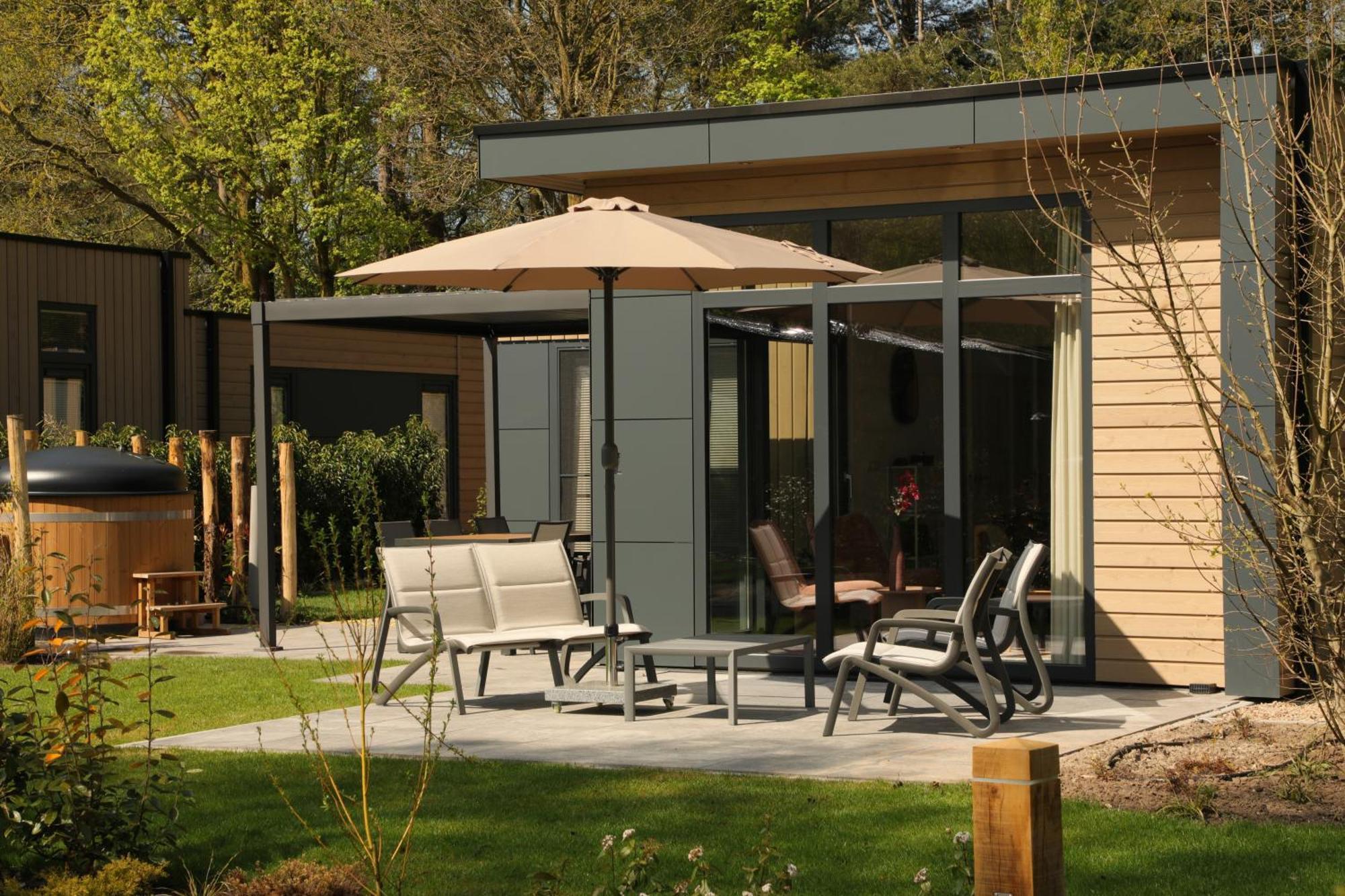 Veluwepark De Bosgraaf | Comfort Met Hottub Lieren Bagian luar foto